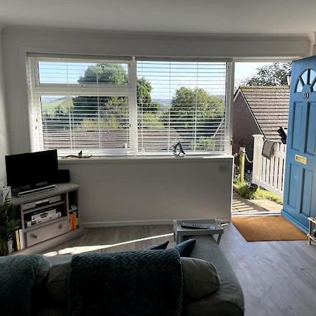 Self-Catering Studio In Beautiful Charmouth Exterior photo